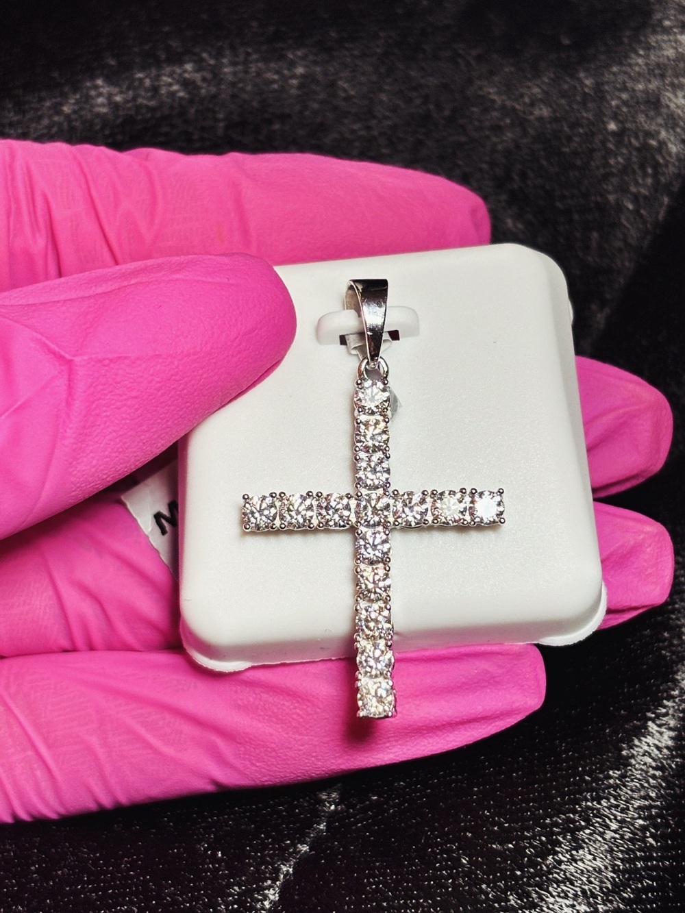 .925 Sterling Silver 1 CTW VVS Moissanite Medium Cross Pendant - Picture 6 of 11